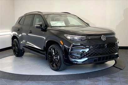 New 2025 Volkswagen Tiguan SE R-Line