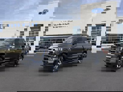 New 2023 Ford F150 Lariat w/ Equipment Group 502A High