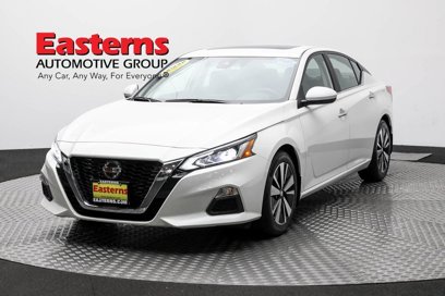 Used 2022 Nissan Altima 2.5 SV w/ SV Premium Package