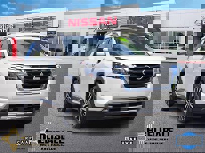 Certified 2024 Nissan Pathfinder Platinum