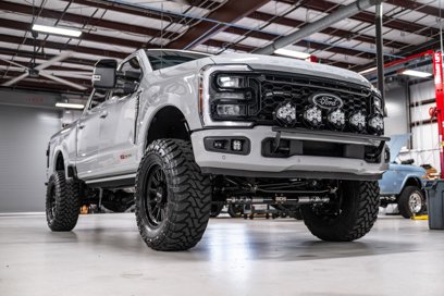 New 2025 Ford F250 Lariat w/ Lariat Ultimate Package