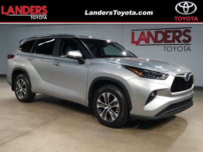 Used 2023 Toyota Highlander XLE