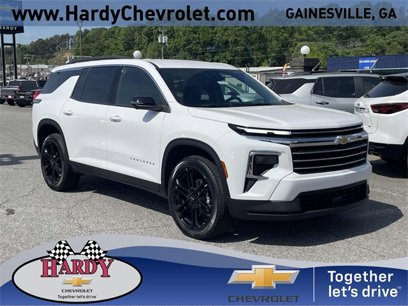 New 2025 Chevrolet Traverse LT w/ Driver Confidence Package