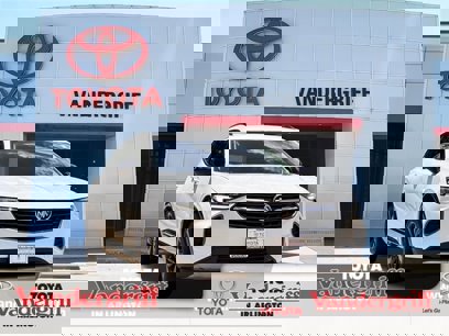 Used 2021 Buick Envision Essence w/ Technology Package I