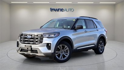 Used 2025 Ford Explorer Active w/ Active Comfort Package