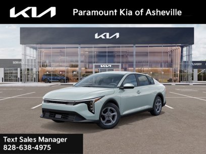 New 2025 Kia K4 LXS