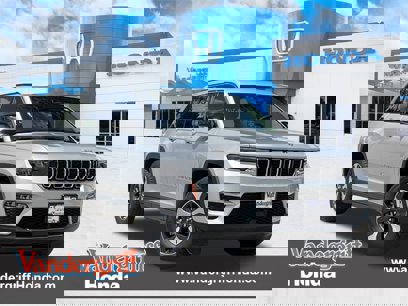 Used 2023 Jeep Grand Cherokee 4WD 4xe