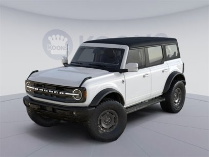 New 2025 Ford Bronco Outer Banks w/ Sasquatch Package