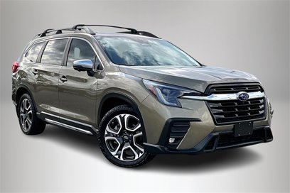 Used 2023 Subaru Ascent Limited w/ Technology Package
