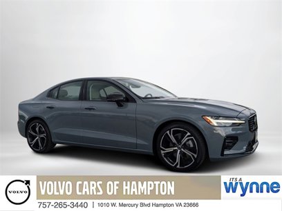 New 2024 Volvo S60 B5 Plus w/ Climate Package