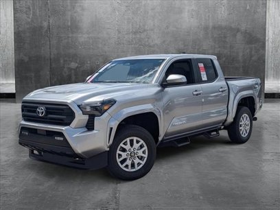 New 2024 Toyota Tacoma SR5