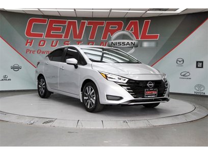 New 2025 Nissan Versa SV w/ Trunk Package