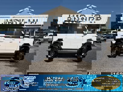New 2025 Ford Bronco Outer Banks w/ Sasquatch Package