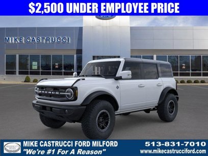 New 2024 Ford Bronco Outer Banks w/ Sasquatch Package