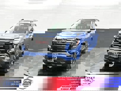New 2025 GMC Terrain Elevation w/ Elevation Premium Package