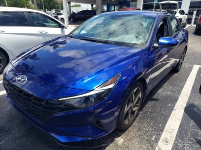 Certified 2023 Hyundai Elantra SEL w/ Convenience Package