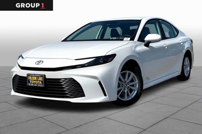 New 2025 Toyota Camry LE