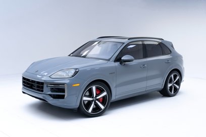Certified 2025 Porsche Cayenne Turbo