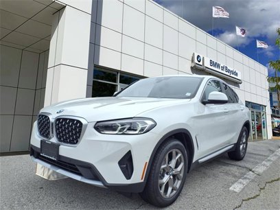 New 2025 BMW X4 xDrive30i w/ Convenience Package