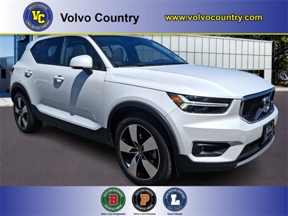 Used 2021 Volvo XC40 T5 Momentum