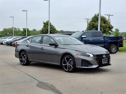 Certified 2023 Nissan Altima 2.5 SR w/ SR Premium Package