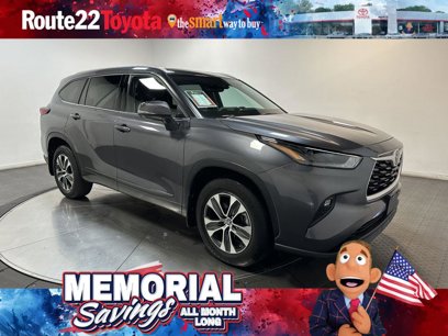 Used 2022 Toyota Highlander XLE