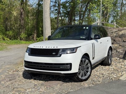 New 2025 Land Rover Range Rover SE
