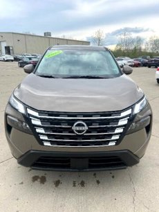 Used 2025 Nissan Rogue SV