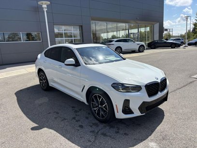 New 2025 BMW X4 xDrive30i w/ Premium Package