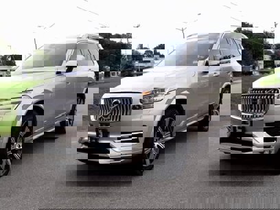 Used 2024 Volvo XC90 B6 Plus
