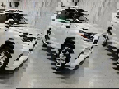 Used 2024 Toyota Highlander LE