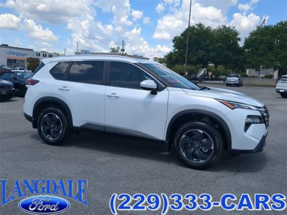 Used 2024 Nissan Rogue SV w/ SV Premium Package