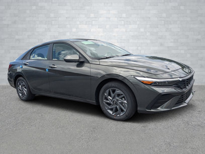 New 2025 Hyundai Elantra Blue