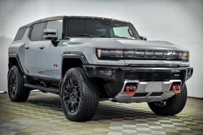 New 2025 GMC Hummer EV 2X w/ LPO, Sport Package
