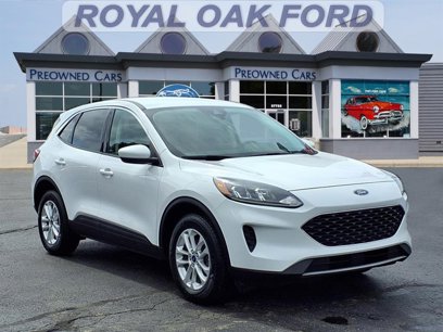 Used 2021 Ford Escape SE w/ Convenience Package