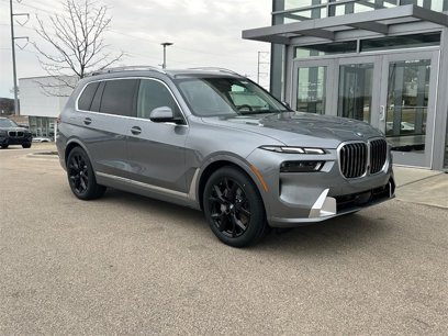 New 2025 BMW X7 xDrive40i