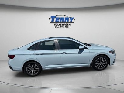 New 2025 Volkswagen Jetta SE
