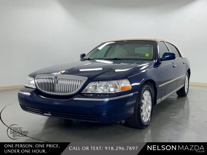 Used 2007 Lincoln Town Car Signature