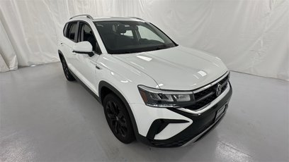 Used 2022 Volkswagen Taos SE