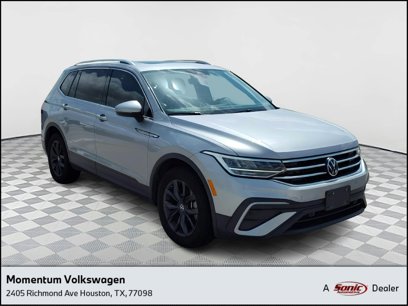 Certified 2022 Volkswagen Tiguan SE w/ Panoramic Sunroof Package