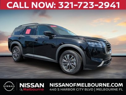 Used 2024 Nissan Pathfinder SV