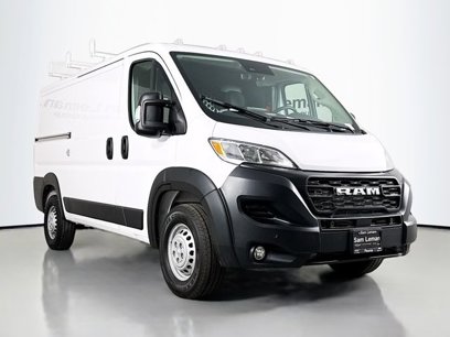 Used 2025 RAM ProMaster 2500 w/ Premium Convenience Group