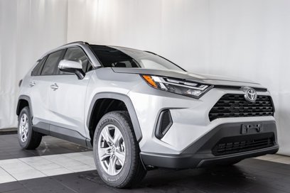 New 2025 Toyota RAV4 XLE