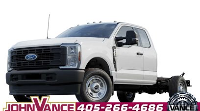 New 2025 Ford F350 4x4 SuperCab Super Duty