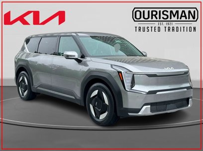 Certified 2024 Kia EV9 Light