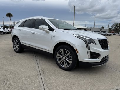 New 2025 Cadillac XT5 Premium Luxury