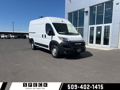 New 2024 RAM ProMaster 3500 w/ Convenience Group