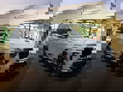 New 2025 BMW X7 xDrive40i w/ Executive Package