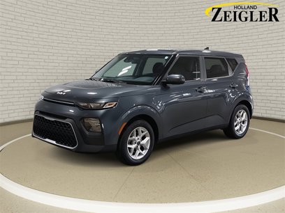 Used 2022 Kia Soul LX w/ Technology Package