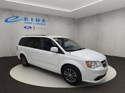 Used 2017 Dodge Grand Caravan SXT